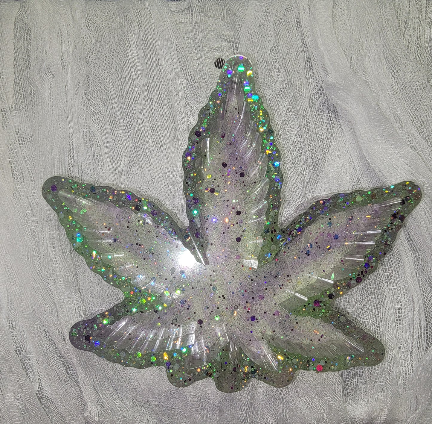 Glow in the dark Leaf ash tray