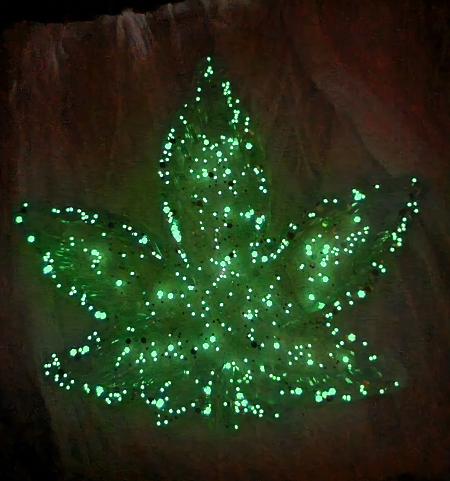 Glow in the dark Leaf ash tray