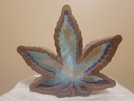 Retro leaf ash tray