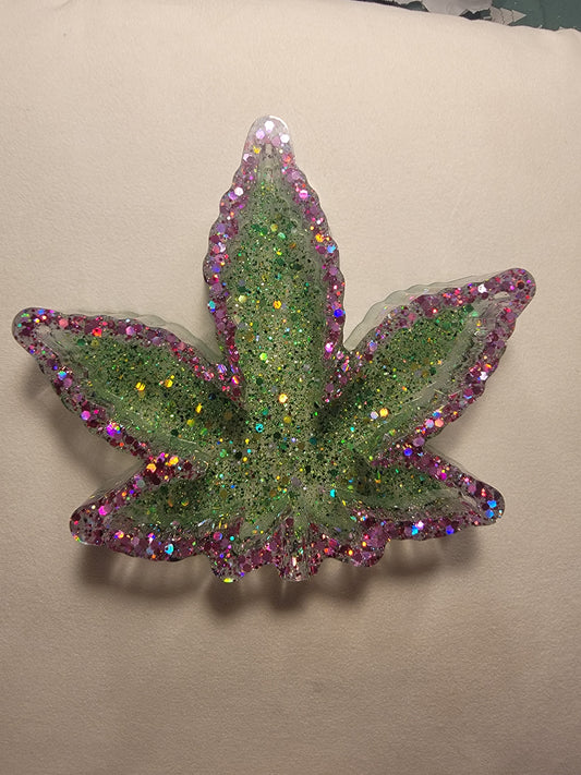 Green & purple Leaf ash tray